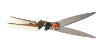 L-3220S-top-3quarter-open_IMG_0147.jpg Kamaki No.L-3220S rotating lawn scissors (stainless steel)